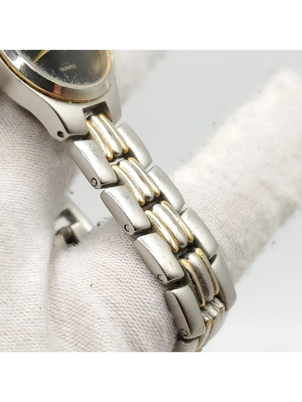 Rumours Quartz Watch Women 22mm Black Dial Two-Tone Round New Battery